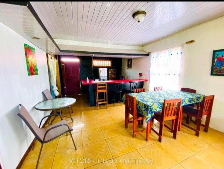Casa Artavia Villa Tortuguero Szoba fotó
